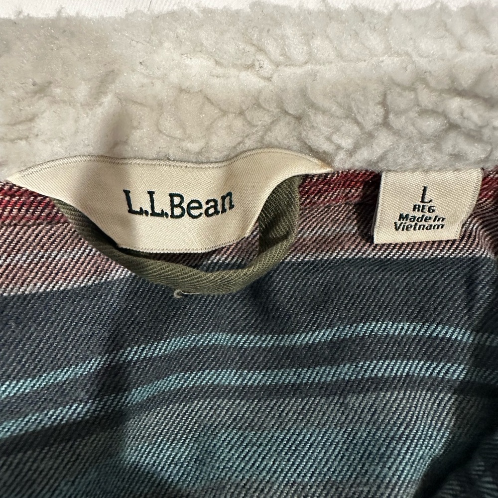 L.L. Bean Green Utility Jacket with White Sherpa Collar - Picture 3 of 4